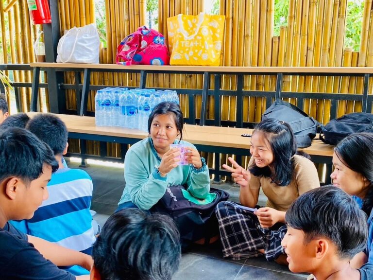 LINE_ALBUM_รูปภาพกิจกรรม ภาคใต้_๒๔๐๕๓๑_53